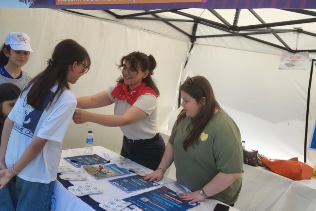 Endüstri ve Dijital Dönüşüm Topluluğu, 2. Bursa Gençlik Şenliği’nde Yoğun İlgi Gördü