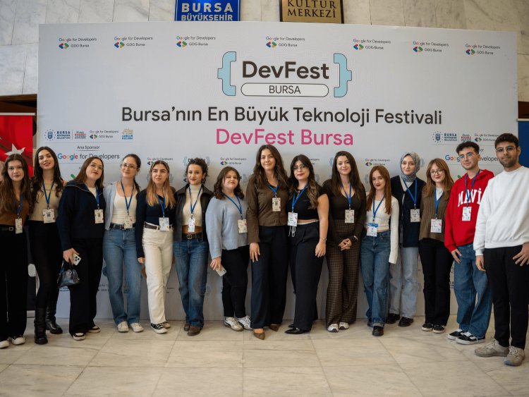 DevFest Bursa 2025’e Partner Topluluk Olarak Katıldık
