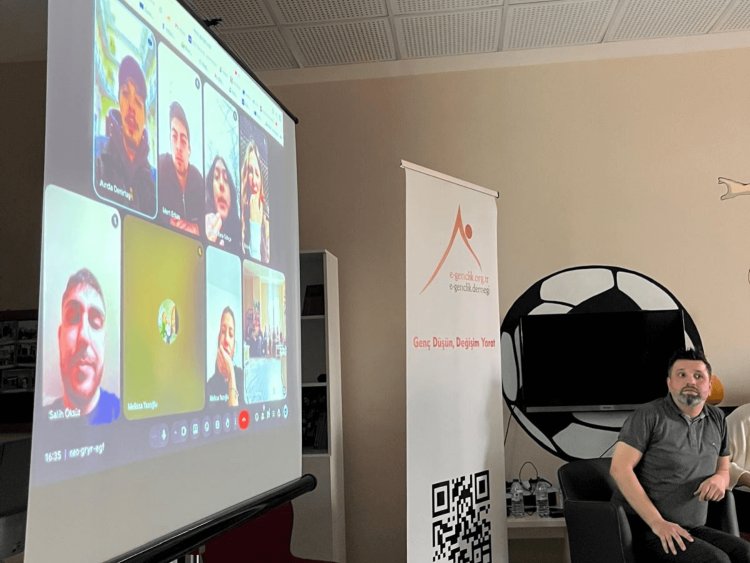 Meeting Time on Campus : Kemal Uysal