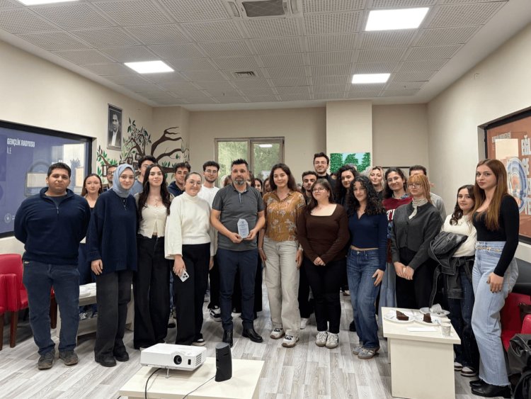 Meeting Time on Campus : Kemal Uysal