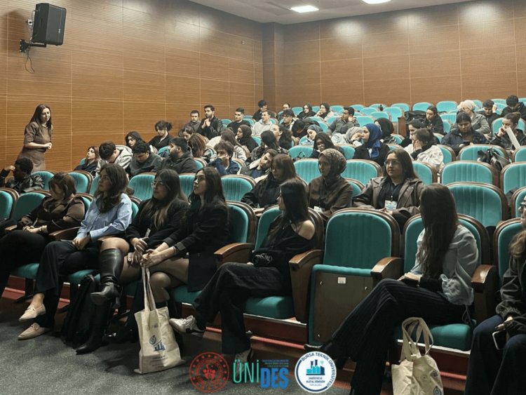 Career Up Zirvesi : İstihdam ve Girişimcilik